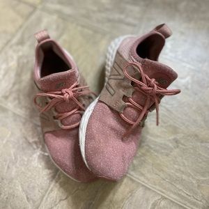 New Balance Women's Fresh Foam Cruzv1